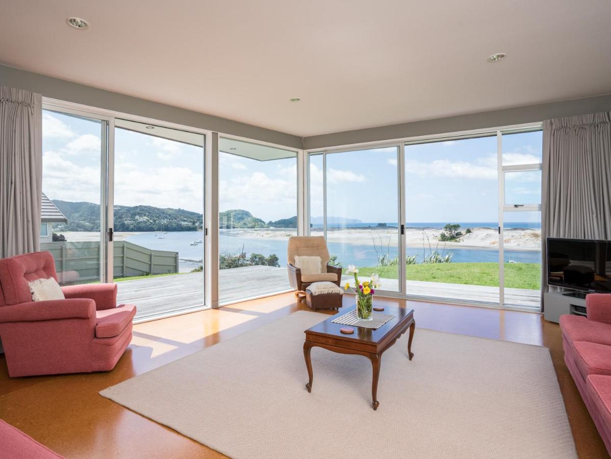 Roberts Retreat - Mangawhai Holiday Home Exterior photo